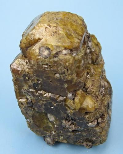 Vesuvianite, garnet
Sierra de Cruces, Mun. de Sierra Mojada, Coahuila, Mexico
47 mm x 29 mm x 26 mm (Author: Carles Millan)