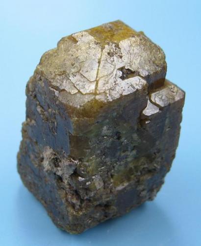 Vesuvianite, garnet
Sierra de Cruces, Mun. de Sierra Mojada, Coahuila, Mexico
47 mm x 29 mm x 26 mm (Author: Carles Millan)