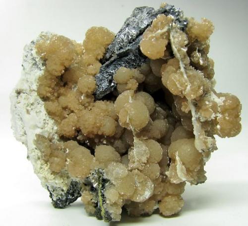 Pyromorphite, Rosenberg mine, Braubach, Germany - width of specimen 7 cm. (Author: Montanpark)