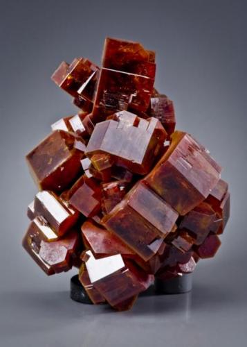 Vanadinite
ACF Mine, Mibladen, Midelt, Khénifra, Meknès-Tafilalet, Morocco
57 mm x 50 mm x 36 mm

Joe Budd (Oakland, California) photo (Author: Carles Millan)