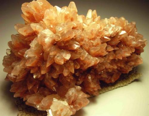Calcite from China:  18.5 cm long and 13 cm at highest point. (Author: Turbo)