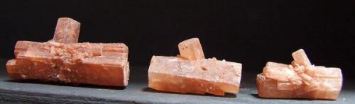 A flotilla of Aragonite’s 20 - 30 mm, Tazouta Morocco (Author: nurbo)