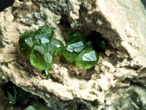 Andradite (var. Demantoid)
Ambanja District, Antsiranana, Madagascar
13 x 10 cm
Bigger crystal 3 cm (Author: Granate)