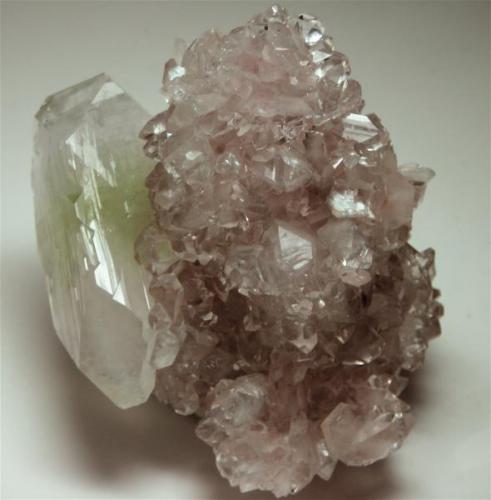 Apophyllite-(KF) Jalgaon District, Maharashtra, India 6.5x4x6 cm (Author: Turbo)