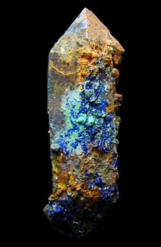 Azurite on quartz
Morrocco
5cm (Author: parfaitelumiere)