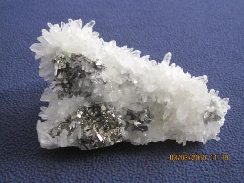 also an old mineral , quartz , arsenopyrite , pyrite , 500gr , 13cm x 8cm x 8cm (Author: Besi)