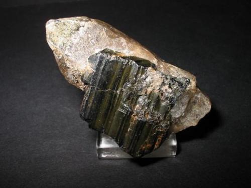 3 cm wolframite plate on smoky quarz crystal from Zinnwald, Erzgebirge, Saxony. (Author: Andreas Gerstenberg)