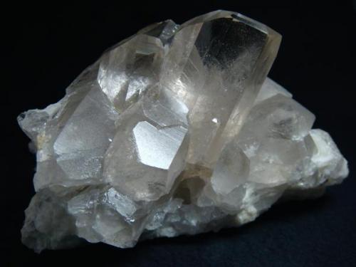 Topaz, Pakistan,  Northern Aries, Skardu

Size 116 x 65 x 65 mm (Author: olelukoe)