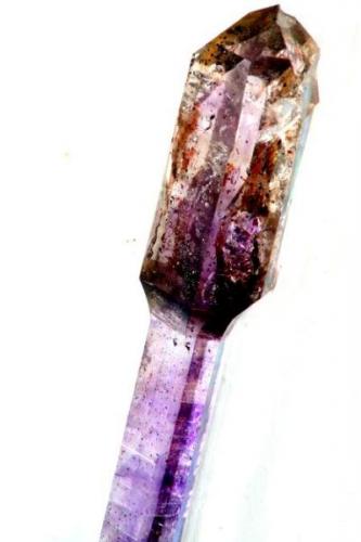 Scepter: Gobobosep, Brandberg area, Namibia: Size- 51 by 9 by 7mm (Author: Henk Viljoen)