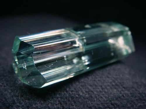 Perfect quality aquamarine crystal, from, Adun-Cholon Range, Buryatia Republic, Zabaykalye, Eastern-Siberian Region, Russia

Size 32 x 14 x 7 mm (Author: olelukoe)