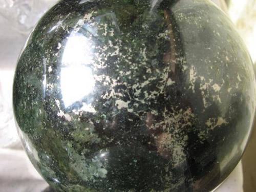 Handmade sphere, 110mm
Aegerine, Epidote, Pyrrhotite (Author: farmukanx)