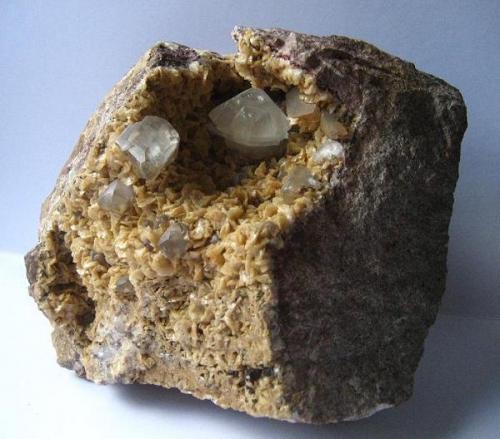Another shot of the 17 x 13 rock with its dolomite coating and its clear calcite crystals. (Author: Tobi)