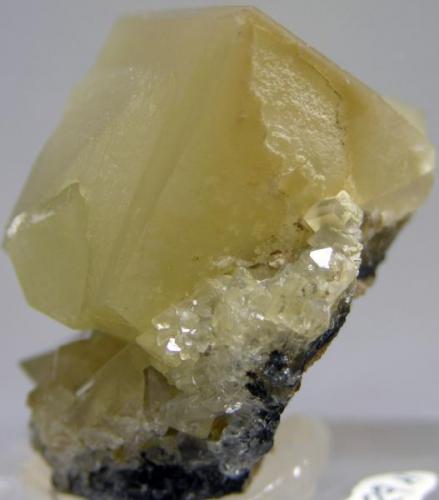 06232010TwinnedCalcite-4a.jpg (Author: Gordian)