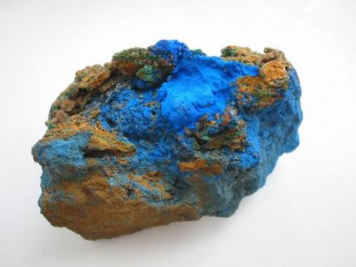 As I saw this azurite first, I thought: gosh! What a colour! There´s no PhotoShop "addition". Old 6 cm wide sample from Kamsdorf near Saalfeld, Thuringia. (Author: Andreas Gerstenberg)