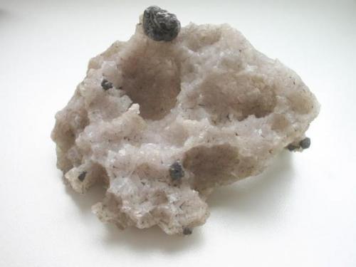 Galena cubes on "cell quartz". From the Isaak Erbstolln mine, Halsbrücke, Freiberg district, Erzgebirge, Saxony. 10 cm sample with label. (Author: Andreas Gerstenberg)