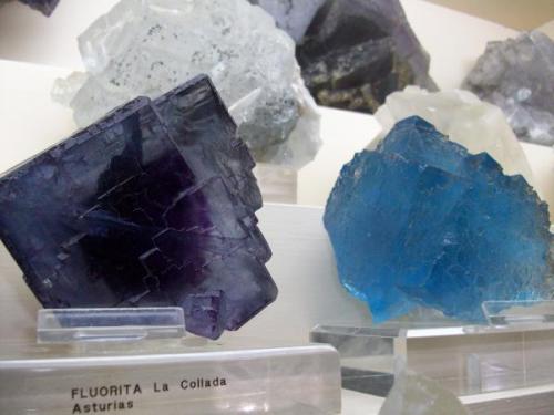 Fluoritas
Zona minera de La Collada, Siero, Asturias, España
10x10 cm aproximadamente (Autor: jaume.vilalta)