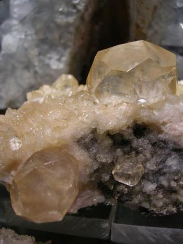 Calcita
Minas de la Florida - Cantabria - España
cristal: 4 cm (Autor: Diego 1)