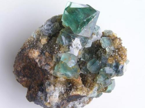 Fluorita c/Galena s/Cuarzo.
Heights Quarry, Weardale, Co. Durham., UK.
Pieza de 6,3x5x3 cm, con cristales de Fluorita hasta 1,5 cm. de arista. Col. y foto Nacho Gaspar. (Autor: Nacho)