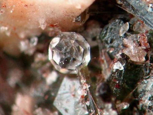 ANALCIMA. gilico. cristal de 0,5 mm.jpg (Autor: josminer)