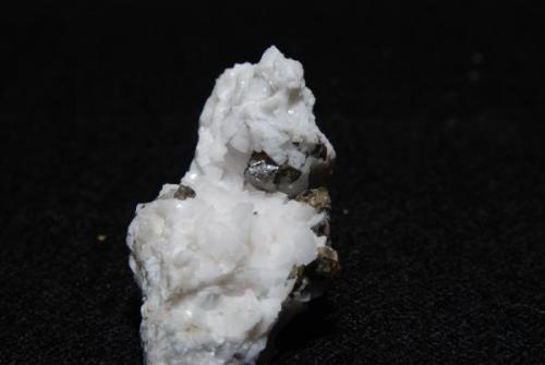 Esfalerita, Mina de Áliva (Cantabria)., Pieza 7x5 Cristales 1cm (Autor: bolesminerales)