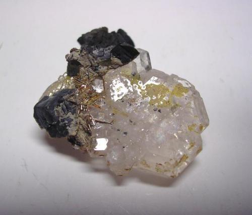 Apatito y siderita, Tormiq Valley, Skardu District, Pakistán, 3,3x2,6x2 cm. (Autor: Edelmin)