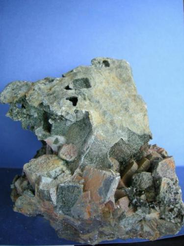 Uralita
Burguillos del Cerro - Badajoz - Extremadura - España
14 x 12 x 9 cm
Cristales de 3 cm (Autor: Diego Navarro)
