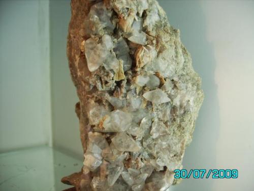 Calcita
La Cabaña  Berbes  Asturias
año2000
cristal mayor 2,3cms. (Autor: Gelo)