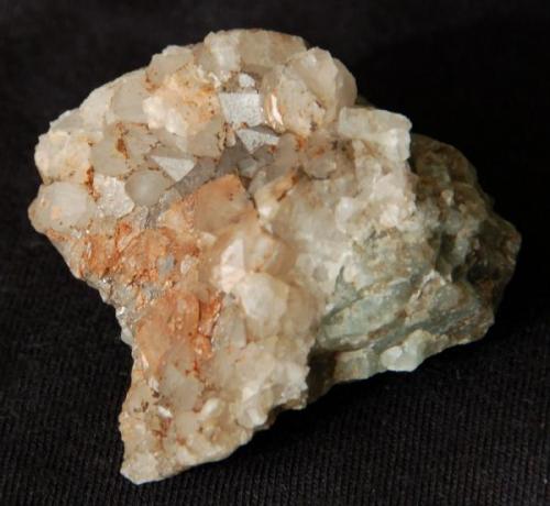 Cuarzo y Fluorita - Mines de l’Afrau - Tagamanent (Barcelona) - 4x4x3,5 cms. (Autor: Joan Martinez Bruguera)