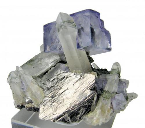 Fluorita, cuarzo, arsenopirita
Yaogangxian Mine, Yizhang, Chenzhou, Hunan, China (Autor: Carles Millan)