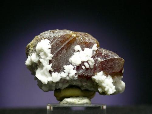 Mina Las Mánforas - Picos de Europa - Aliva - Camaleño - Cantabria
Pieza de 4 x 2,5 cristal de 3 cm. (Autor: El Coleccionista)