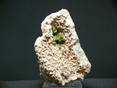 Titanita - Imilchil - Anti-Atlas - Er Rachidia  - Meknès-Tafilalet - Marruecos
Pieza de 12 x 8 cm. cristal mayor 0,7 cm. (Autor: El Coleccionista)