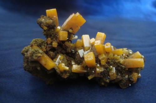 wulfenite.
from: Durango Mexico Mapimi Ojuela mine.
 size: 5x2.5 cm (Author: javmex2)