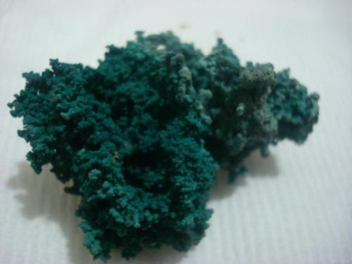 Copper, cuprite, malachite.
Mapimí, Durango, Mexico.
size:9x5cm (Author: javmex2)