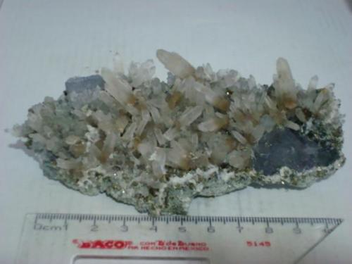 Quartz, fluorite and pyrite.
Naica Chihuahua Mexico. (Author: javmex2)