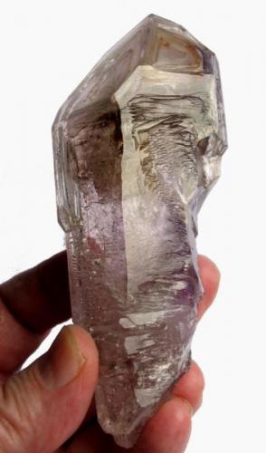 Amethyst Smoky Scepter Quartz. 11x4.2x3 cm (Author: José Miguel)