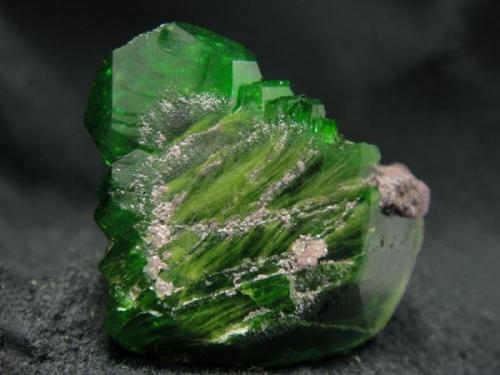 Fine quality, with interesting shape chrome titanite crystal, that was collected at old years, from Saranovskii Mine, Saranovskaya Village, Gorozavodskii area, Permskaya Oblast, Middle Urals, Urals Region, Russia

Size 31 x 24 x 10 mm (Author: olelukoe)