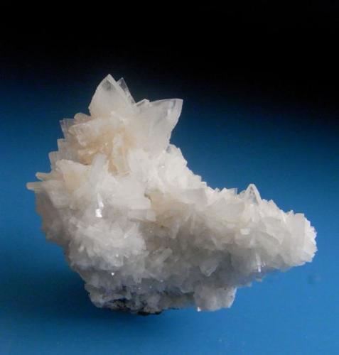 BARITINA
Mina Troya-Multiloa-Guipuzcoa.
Pieza; 6,8x5,6cm. Cristal; 1,6cm. (Autor: DAni)