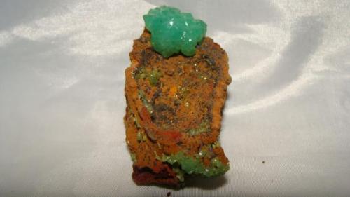 Cuprian Adamite, Mapimí Durango Mexico, 6cm size. (Author: javmex2)