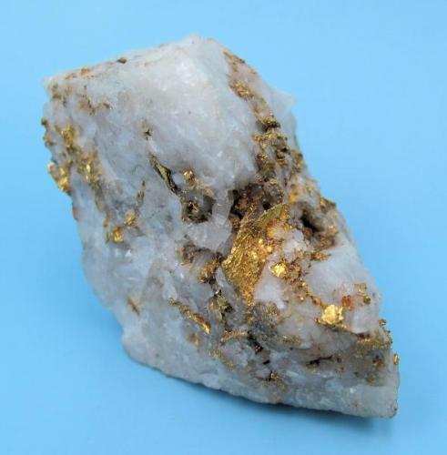 Gold, quartz
Very likely from Mancayan (Mankayan) mineral district, Benguet Province, Cordillera Administrative Region, Luzon, Philippines
47 mm x 33 mm (Author: Carles Millan)