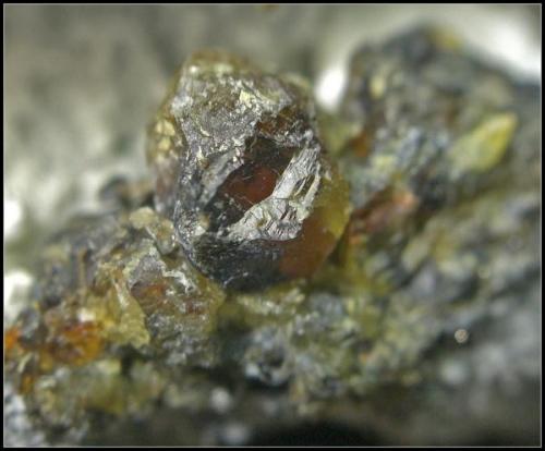 Detalle de un cristal de Esfalerita verde (Autor: Mijeño)