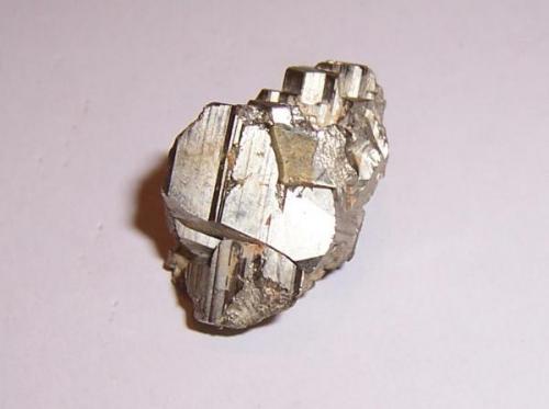 Arsenopirita<br />San Nicolás mining group (San Nicolás Mine), Valle de la Serena, Comarca La Serena, Badajoz, Extremadura, Spain<br />2,7 cm<br /> (Autor: luisfrancisco)