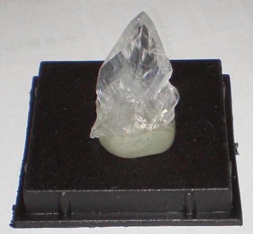 Glauberita<br />Comunidad de Madrid, Spain<br />Base de 4x4 cm.<br /> (Autor: Ignacio)