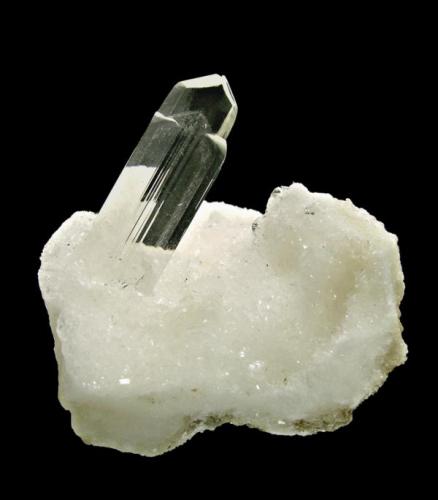 Yeso<br />Canteras de Alabastro, Cerro Patillas, Fuentes de Ebro, Delimitación Comarcal de Zaragoza, Zaragoza, Aragón, España<br />6 × 5 × 4.8 cm. El cristal más grande mide: 3.3 × 1.2 cm.<br /> (Autor: Jordi Fabre)