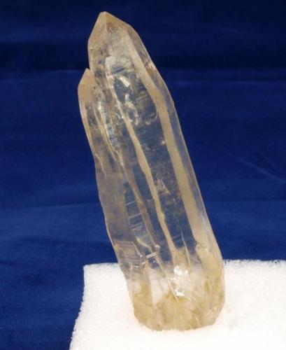 Cuarzo (variedad cristal de roca)<br />Lozoyuela, Loyozuela-Navas-Sieteiglesias, Comarca Sierra Norte, Comunidad de Madrid, España<br /><br /> (Autor: Ramón Jiménez)