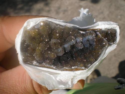 Microcristales de cuarzo sobre óxidos de manganeso.
A Parrocha, Noche.
Vilalba, provncia de Lugo (Autor: Javier Arribas)