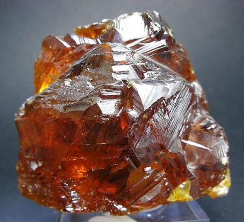 Esfalerita<br />Mina de Áliva (Mina Las Mánforas), zona Minera Áliva, Camaleño, Comarca Liébana, Cantabria, España<br />Pieza: 5 x 5 cm.<br /> (Autor: Juan Cabezas)