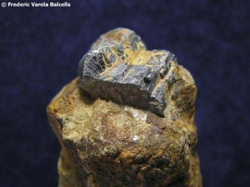 Galena<br />La Martorellense Mine, Martorell-Castellví de Rosanes, Comarca Baix Llobregat, Barcelona, Catalonia / Catalunya, Spain<br />Arista del cubo 1,2 cm.<br /> (Autor: Frederic Varela)