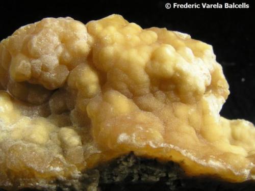 Calcita<br />Cape of Cavalleria, Es Mercadal, Menorca, Balearic Islands / Illes Balears, Spain<br />Encuadre 4 x 3,5 cm.<br /> (Autor: Frederic Varela)