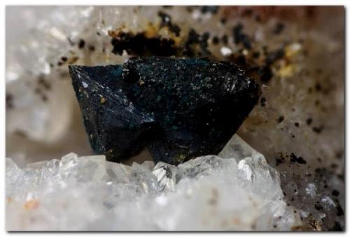 Tetraedrita<br />San Carlos Mine, Hiendelaencina, Comarca Serranía de Guadalajara, Guadalajara, Castilla-La Mancha, Spain<br />Grupo de 2.5 mm.<br /> (Autor: Rafa Muñoz(mineralvarado))