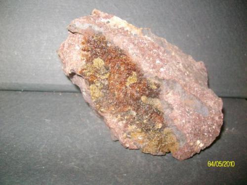 Ópalo (variedad hialino)<br />Can Súria Quarry (Guixeres Quarry), Maçanet de la Selva, Comarca La Selva, Gerona / Girona, Catalonia / Catalunya, Spain<br />11x7cm<br /> (Autor: marcel)